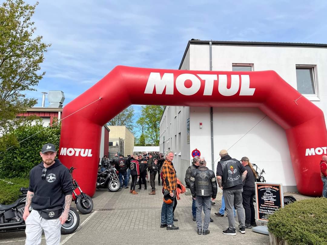 Tribune Neuerffnung nach Umzug 2024 6