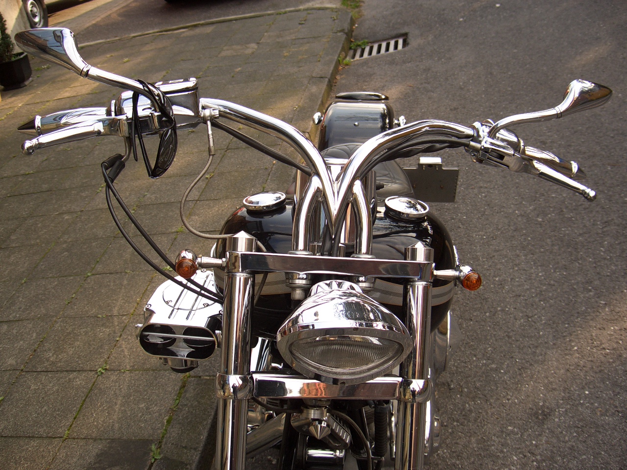 Tribune Softail 155