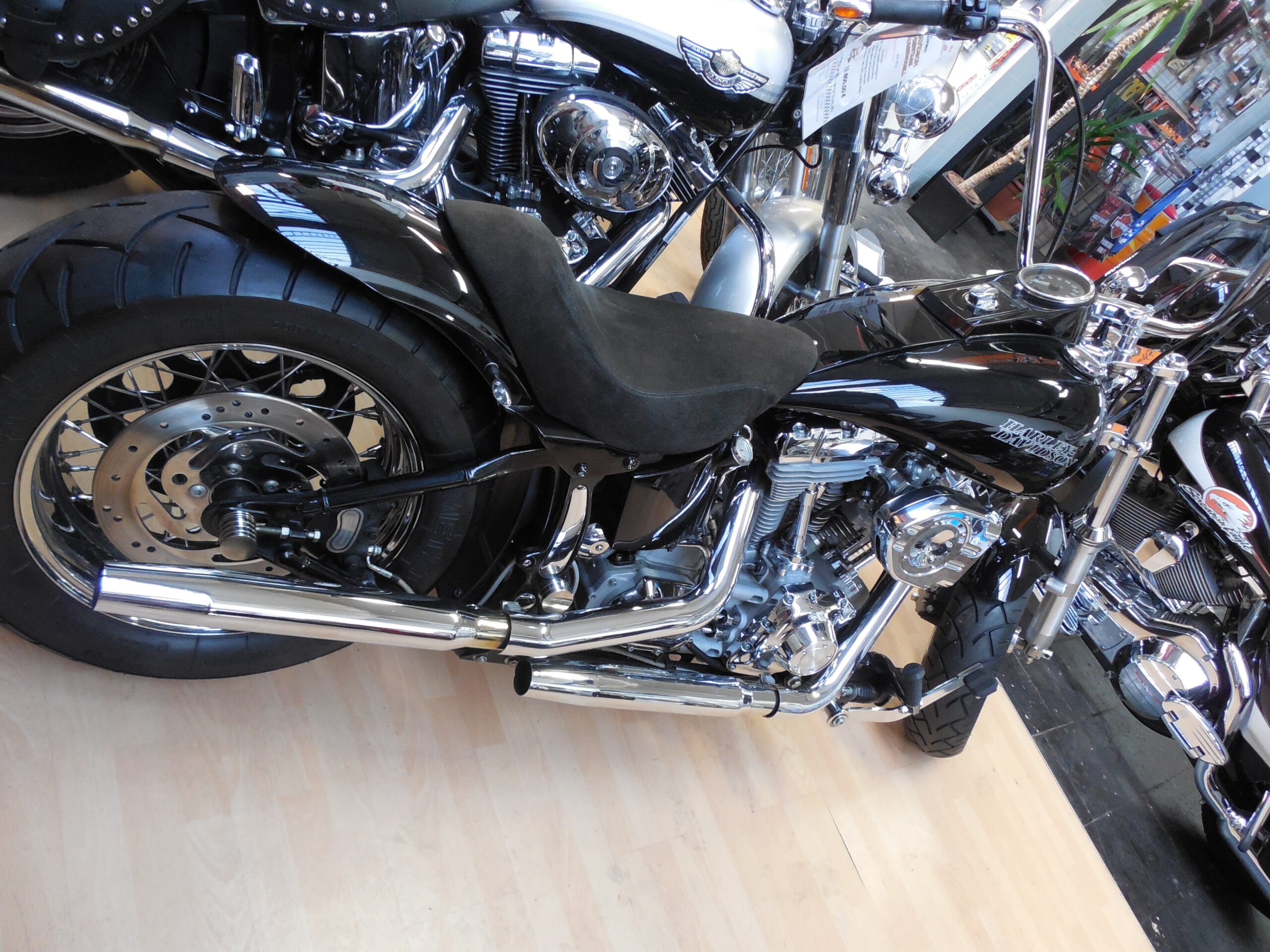 Tribune Softail 69