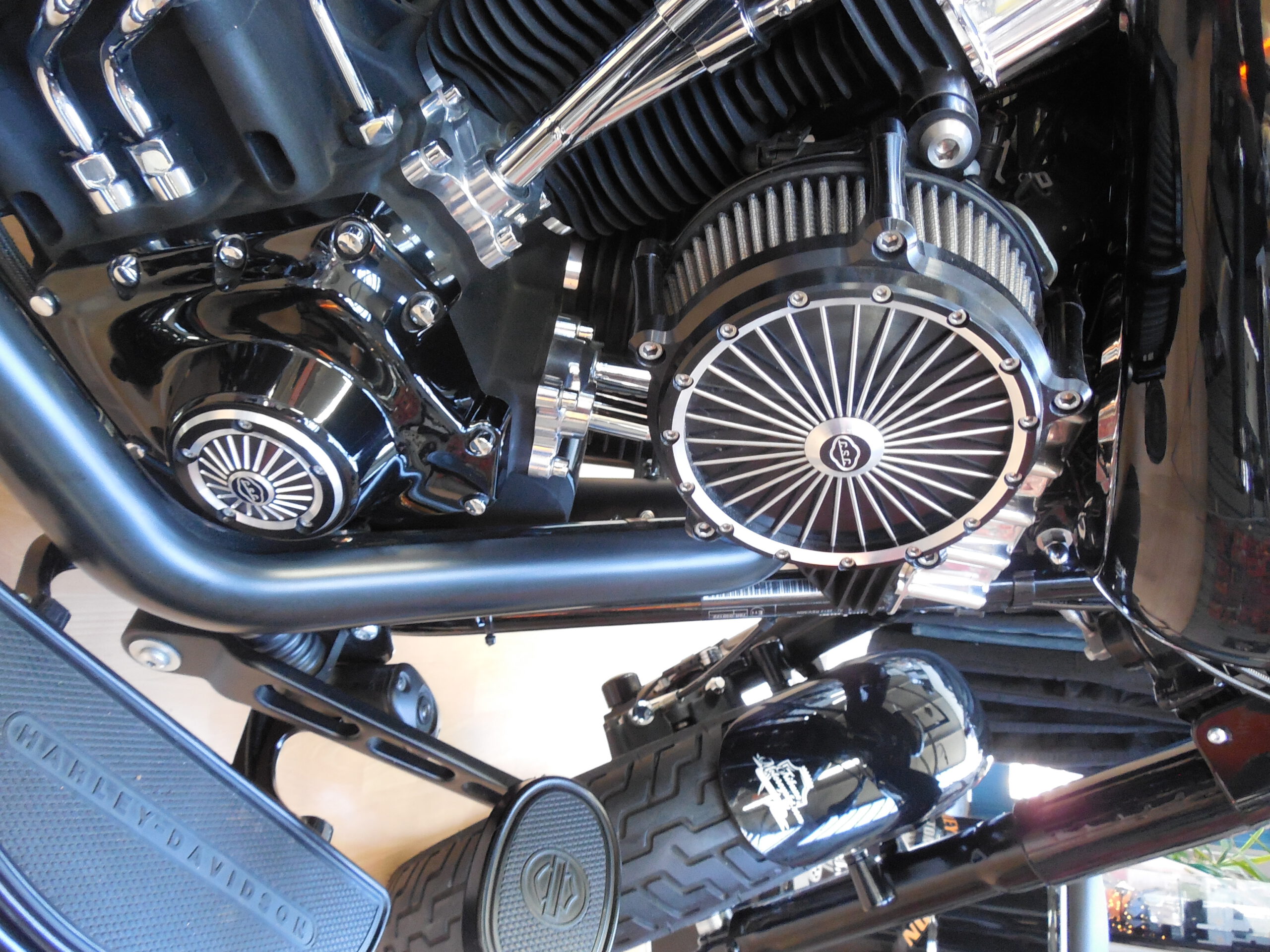 Tribune Softail 132
