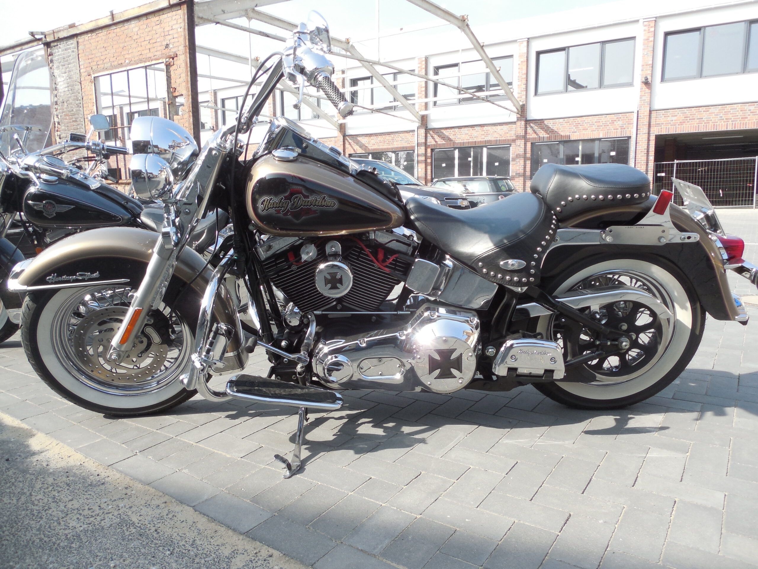 Tribune Softail 141