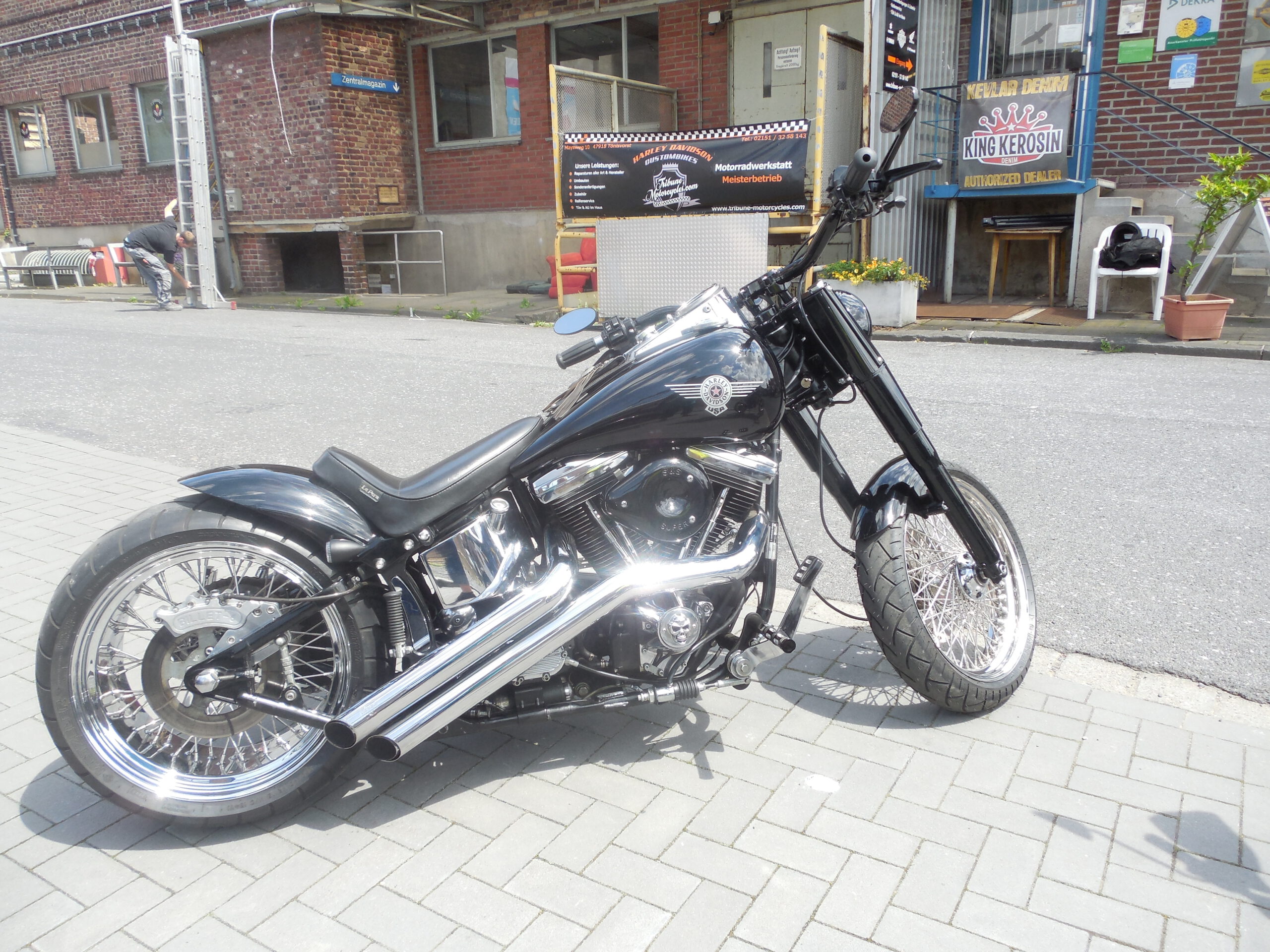 Tribune Softail 121