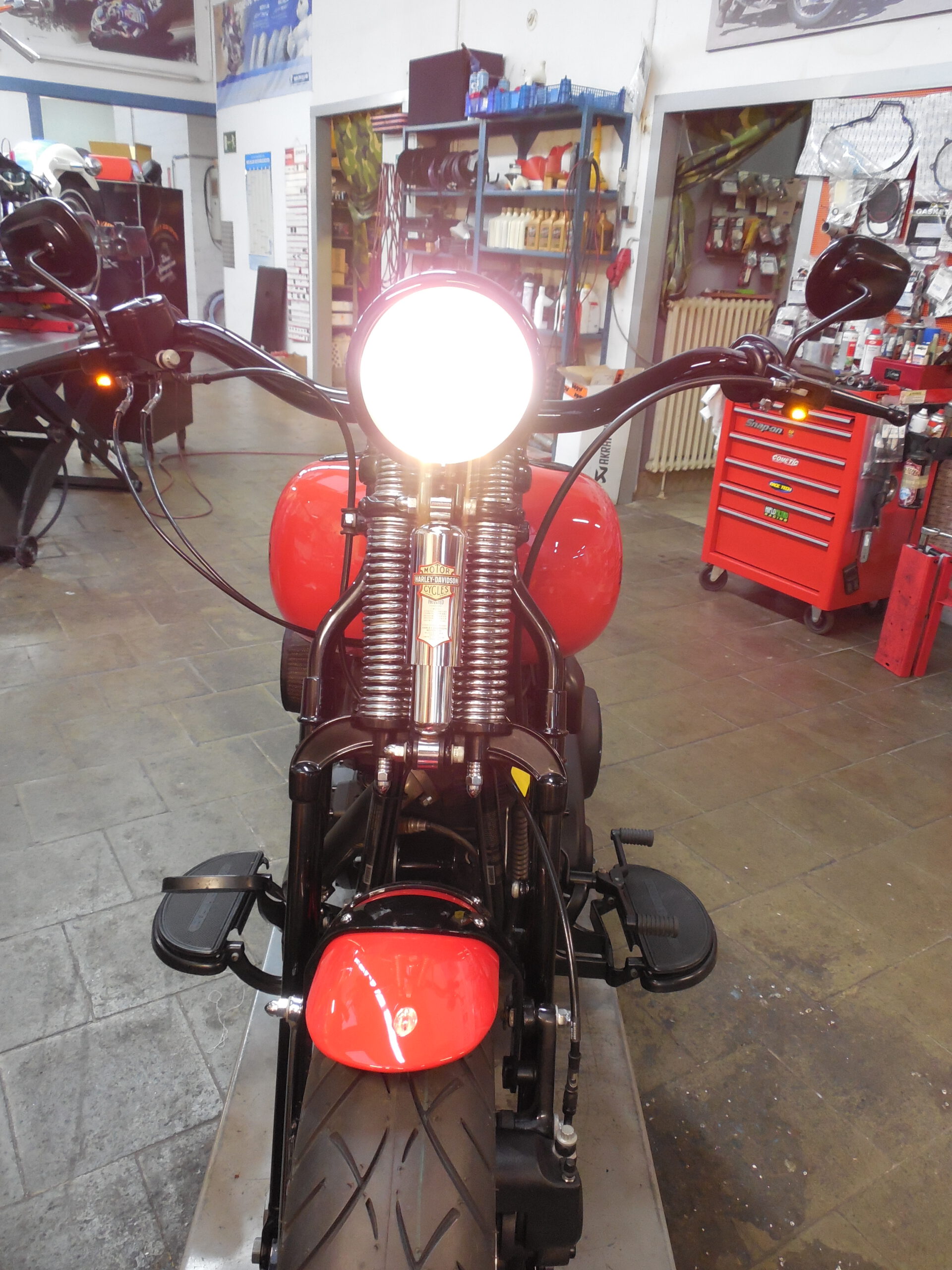 Tribune Softail 78
