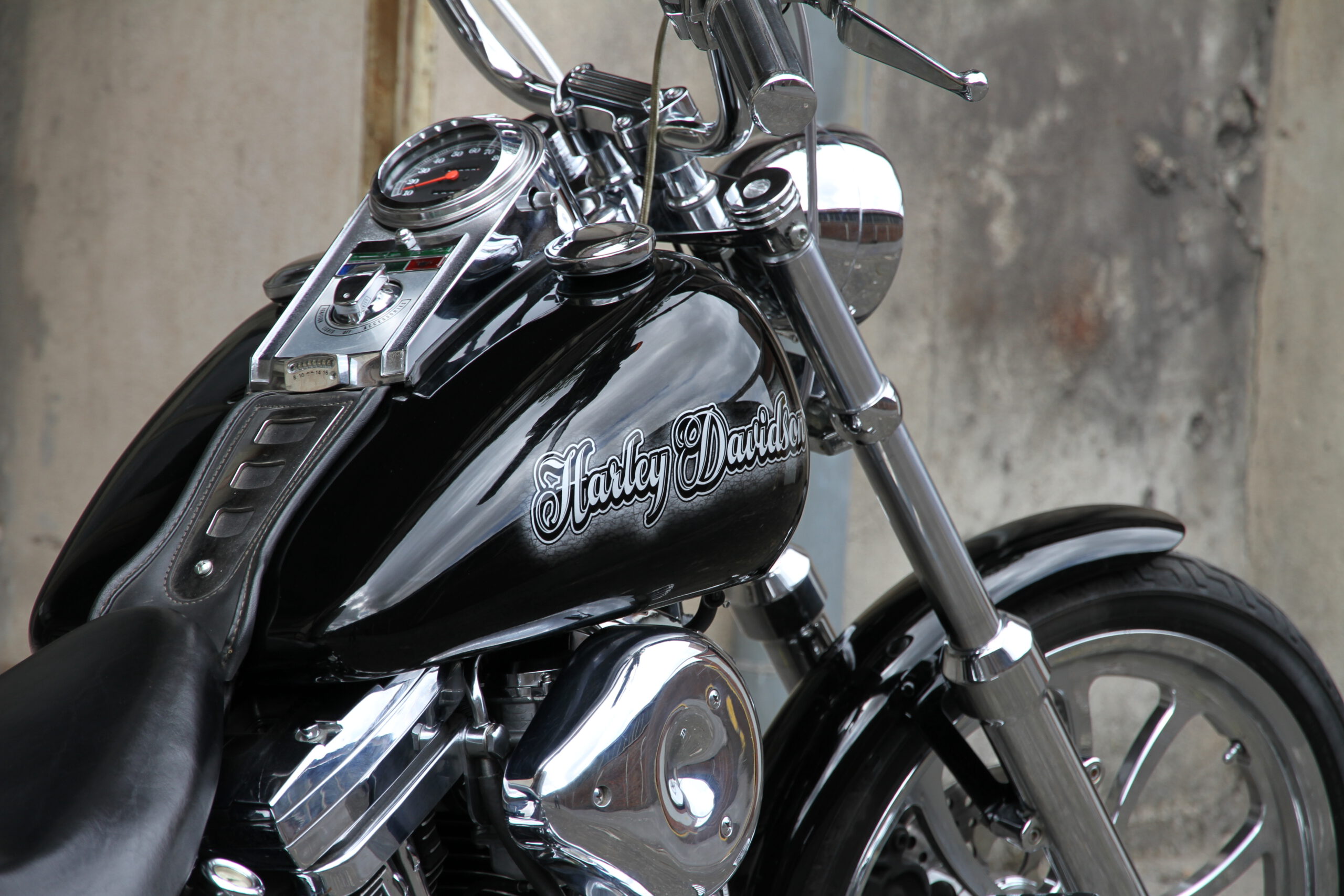 Tribune Softail 72