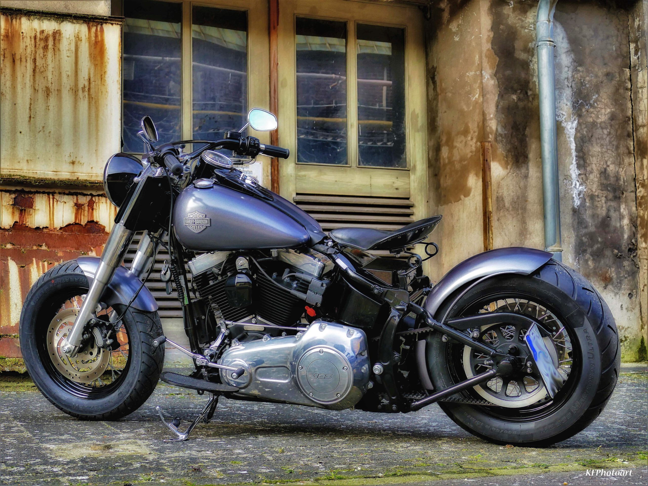 Tribune Softail 126