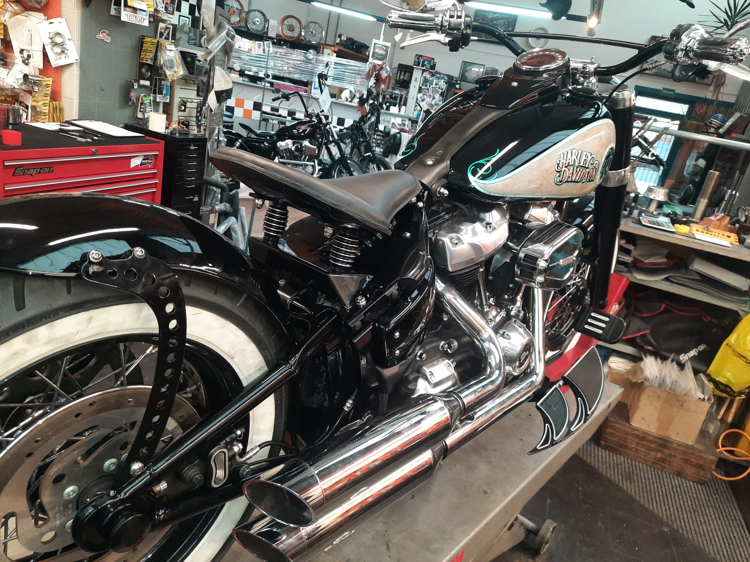 Tribune Softail 123