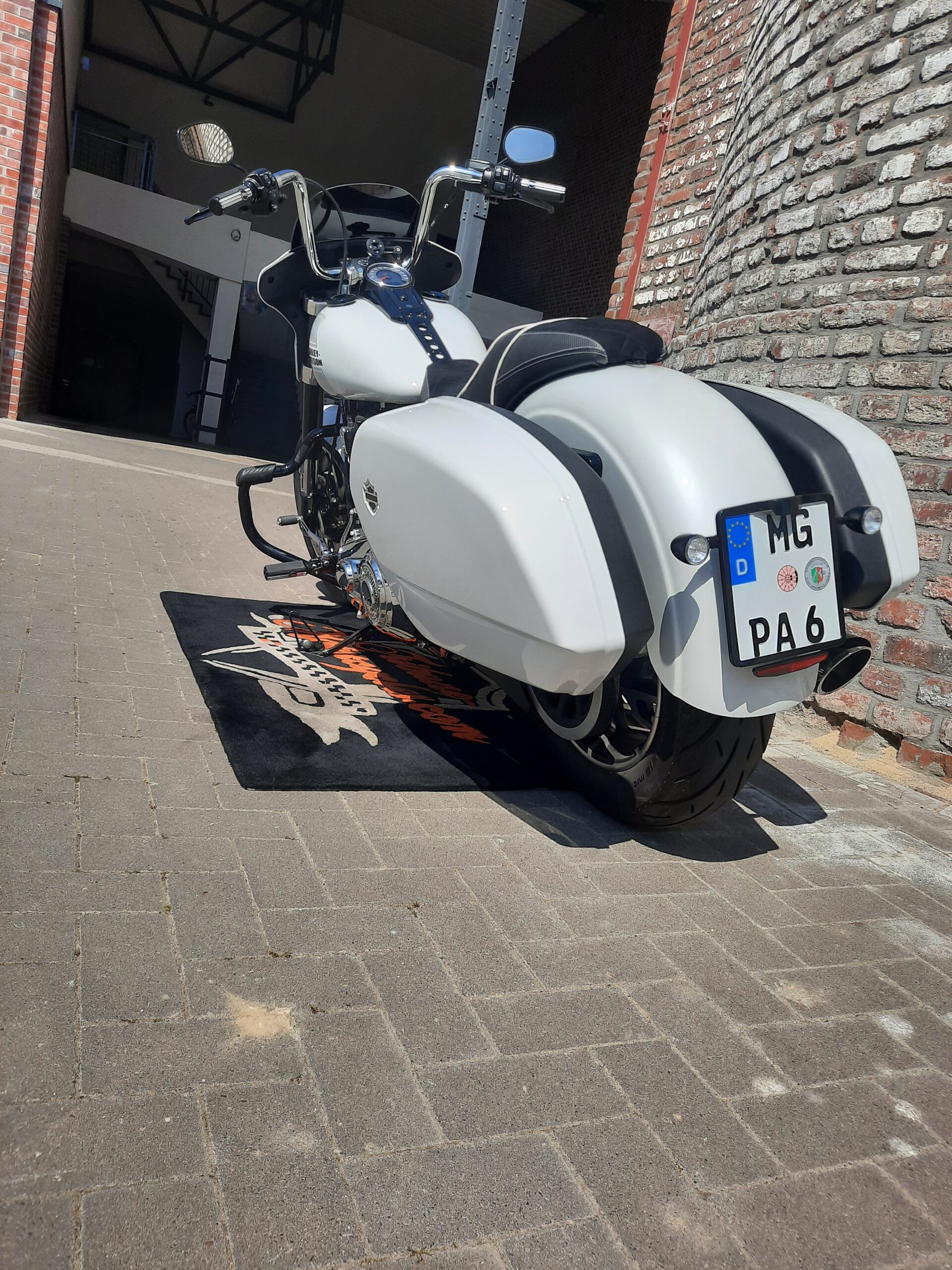 Tribune Softail 162