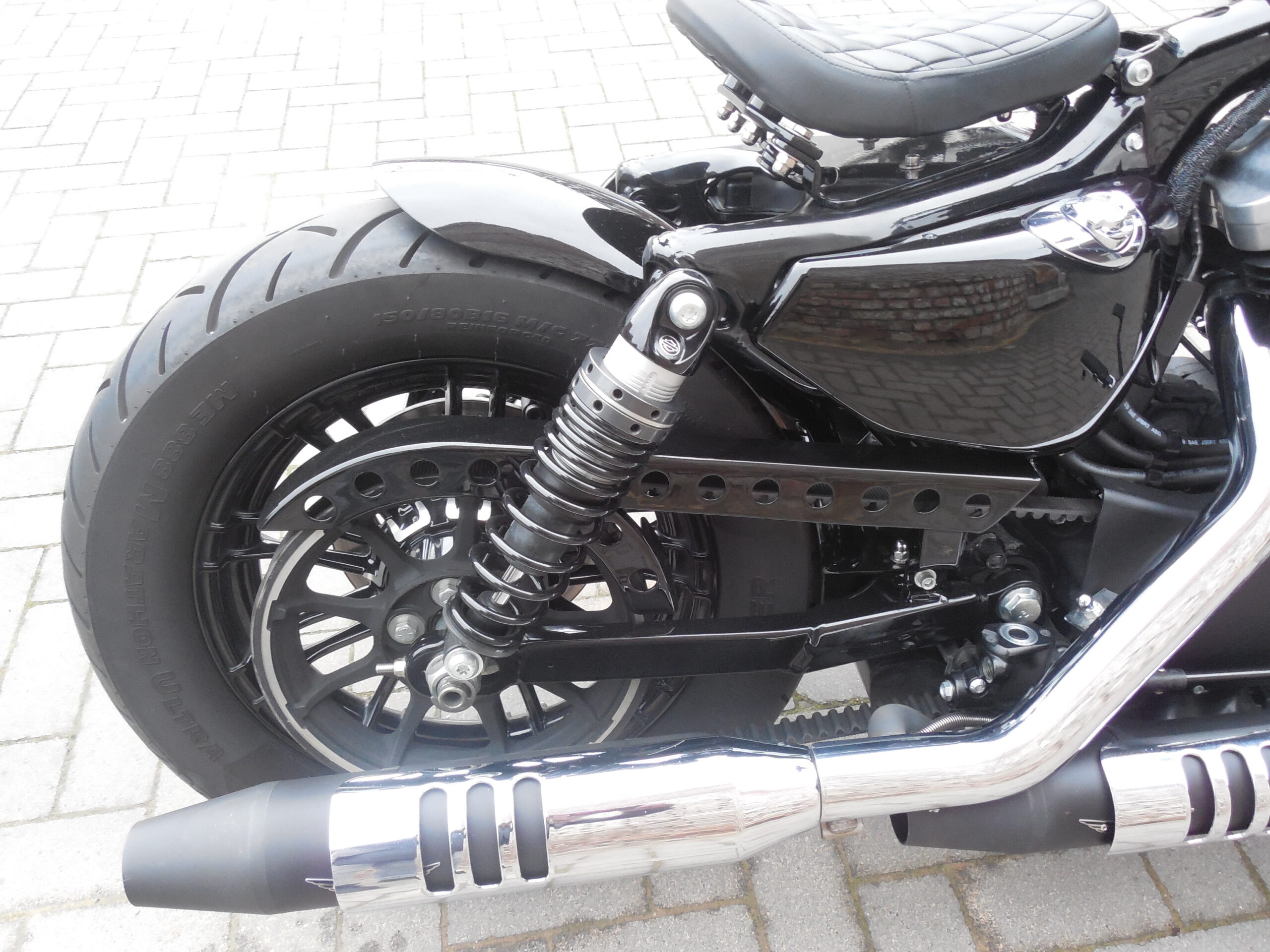 Tribune Sportster 16