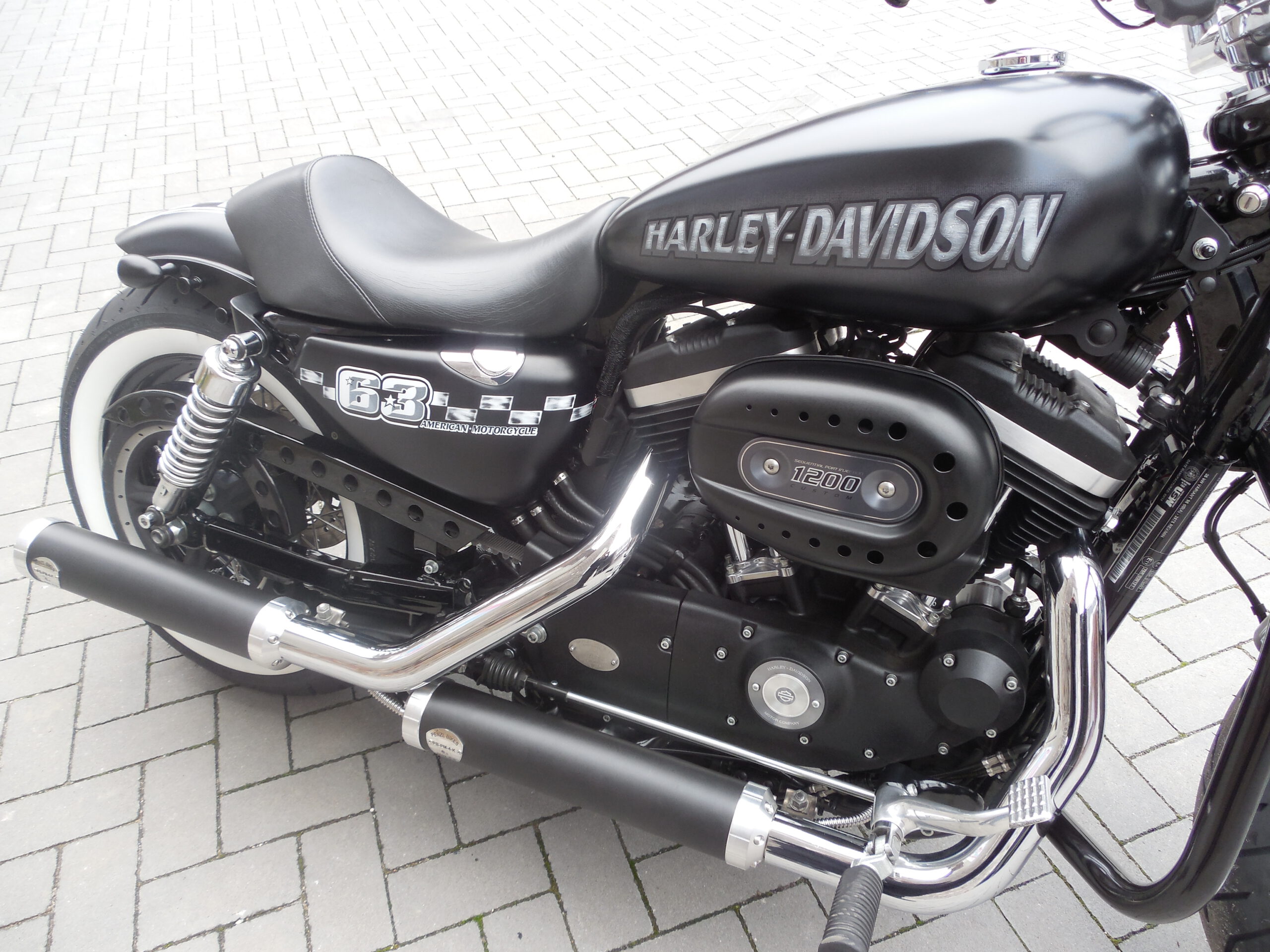 Tribune Sportster 7