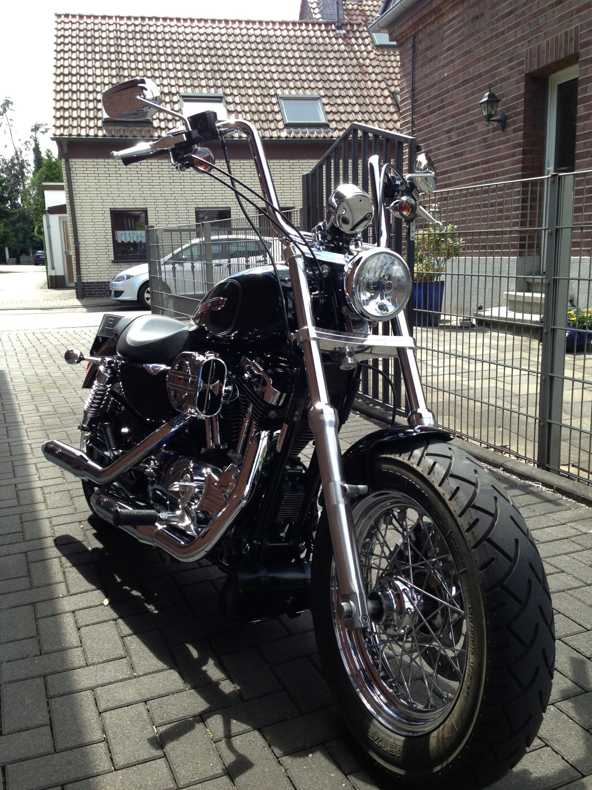 Tribune Sportster 17