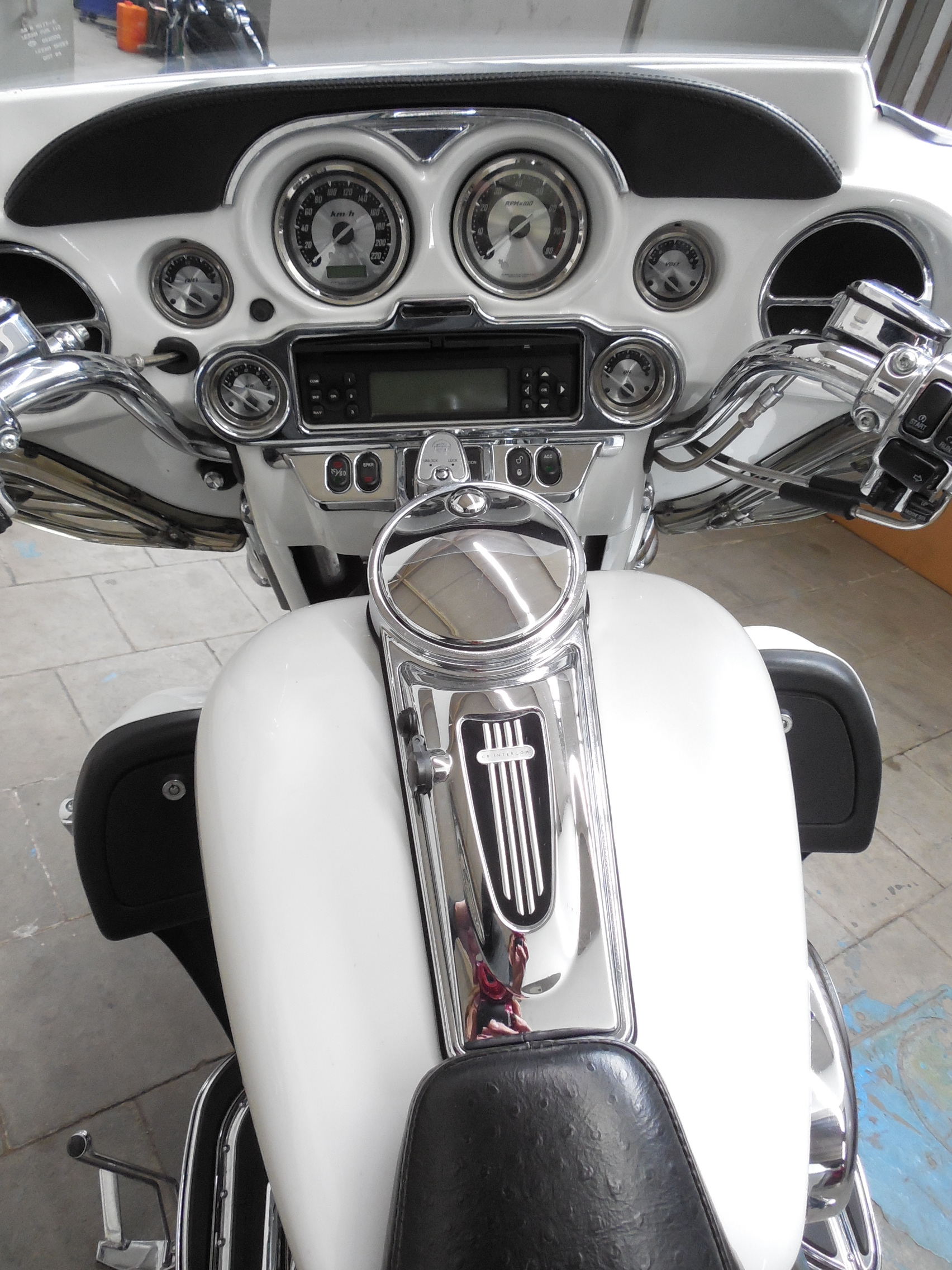 Tribune Touring 34