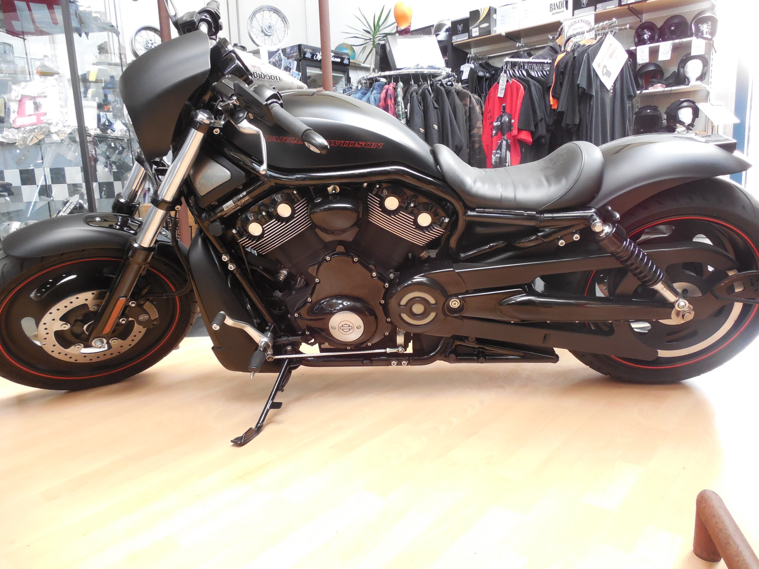 Tribune V-Rod 5