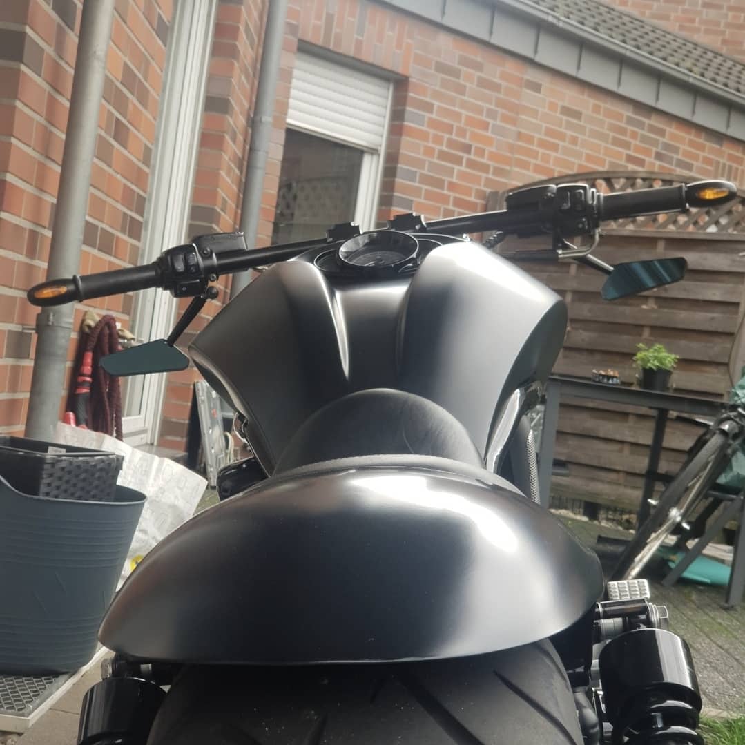 Tribune V-Rod 8